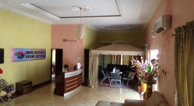 BTE Suites & Civic Center, Rezervovat Hotel Hotely v Ibadan se snídaní, Snídaně