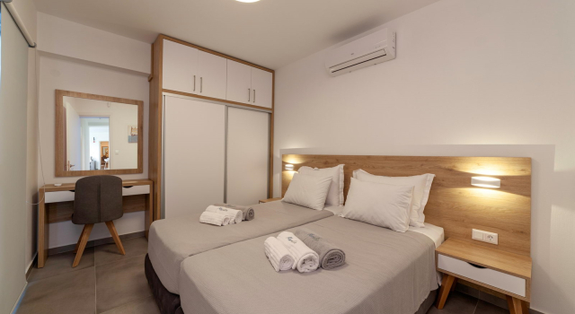 Merelia Luxury Villas - Olivia with Heated Pool