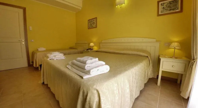 Hotel Alessandra, Rezervovat Hotel Hotely v Numana s bazénem, Bazén