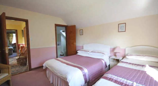 Crossriver B&B, Prenota Bed & breakfast Oughterard 