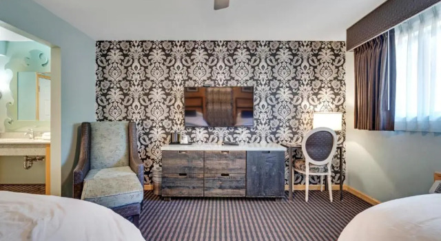 Четырёхместный номер Deluxe 3 Peaks Resort & Beach Club