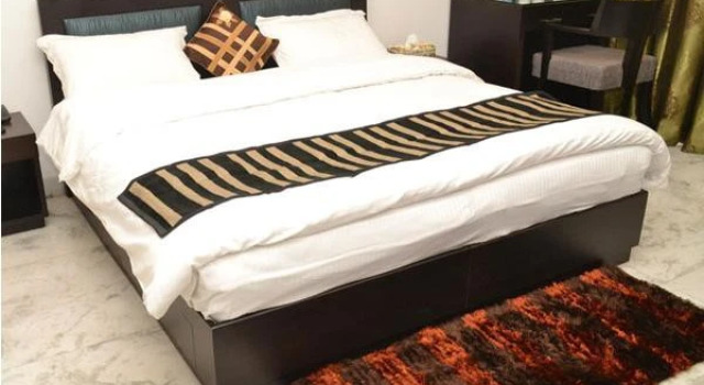 Cube Bed and Breakfast, Забронировать Отель Гургаон 