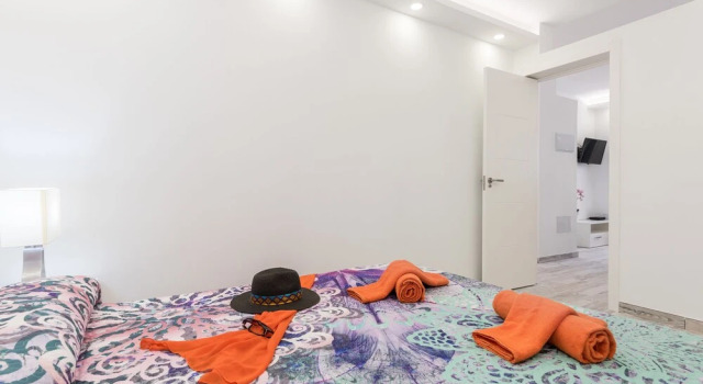 C104B Brand New Apartment, Elegant, Pool, Book Apartment Hotels in Tenerife with Parking, Parking