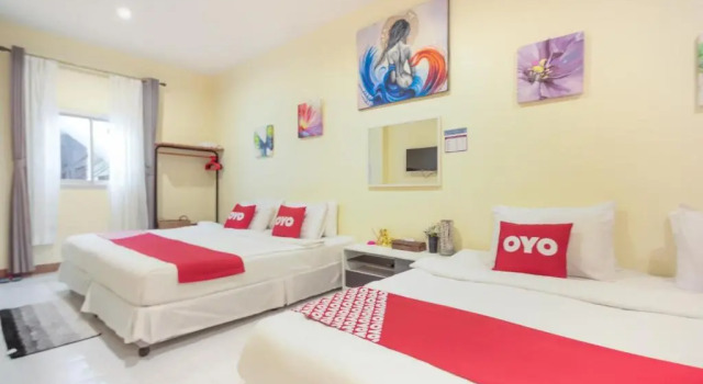 Люкс OYO 1134 Baan Zarn Guesthouse