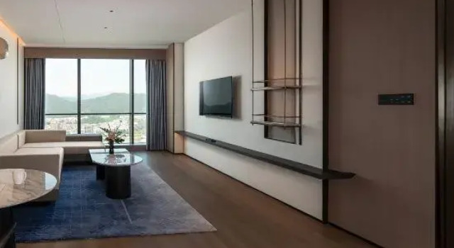 Люкс Executive Jieyang Marriott Hotel