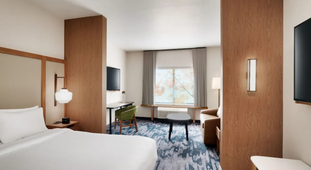 Двухместный люкс Отель Fairfield by Marriott Inn & Suites Houston League City