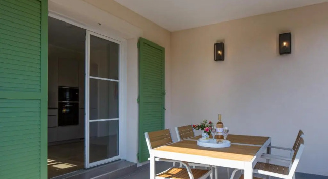 Апартаменты Luxurious and spacious apartment in the heart of the Côte d'Azur
