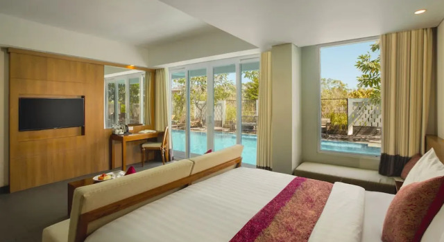 Полулюкс с балконом Paragon Hotel Seminyak