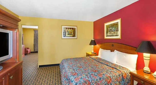 Люкс Days Inn by Wyndham Red Bluff