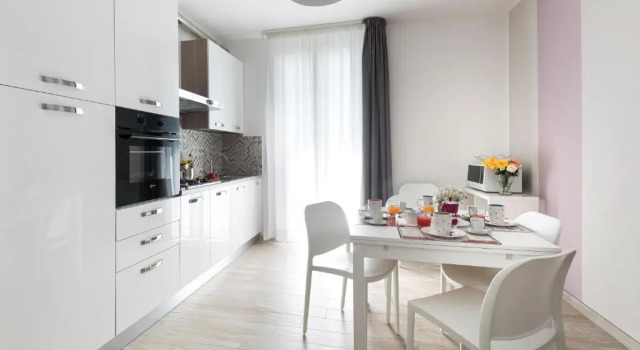 Апартаменты с балконом и с видом на бассейн Calura Residence