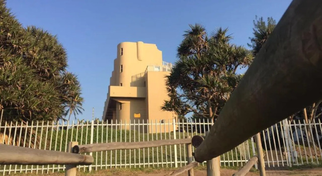 Апартаменты 9 Casablance Ballito~Beach on your doorstep.