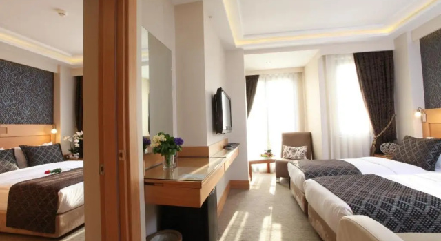 Двухместный номер Standard Emerald Hotel