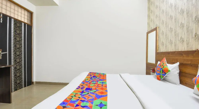 Номер Deluxe Fabhotel Divine