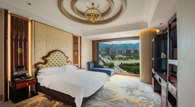 Люкс Deluxe Haitian International Hotel