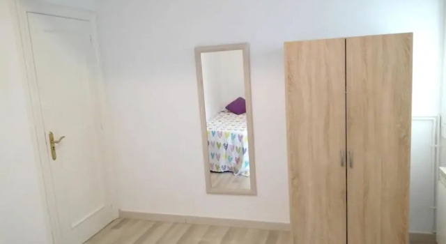 Apartment With 2 Bedrooms in Logroño, With Wonderful City View and Wif, Prenota Appartamento Hotel a La Rioja con parcheggio, Parcheggio