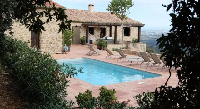 Can Maimes, Prenota Appartamento Hotel a Pirenei Catalani con piscina, Piscina