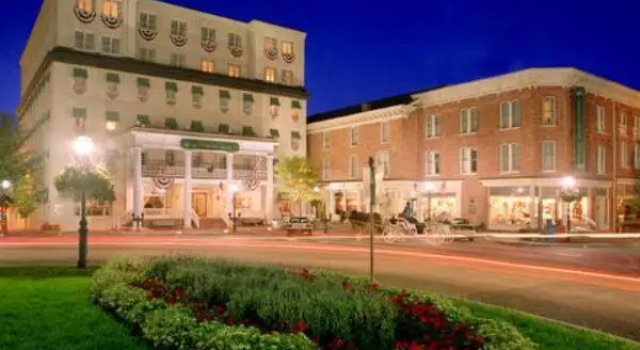 Четырёхместный полулюкс Hotel Gettysburg