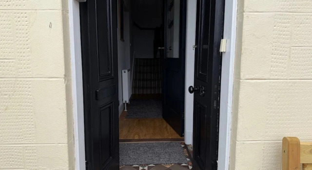 Sea View 4-bed Townhouse, Sleeps 7 in Anstruther, Book Feriehus  