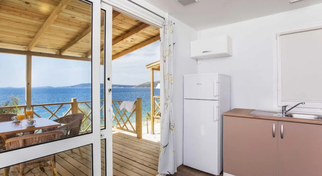 Comfortable Chalet With 2 Bathrooms, Near Trogir, Buchen Sie Chalet Hotels in Gespanschaft Split-Dalmatien mit Pool, Schwimmbad