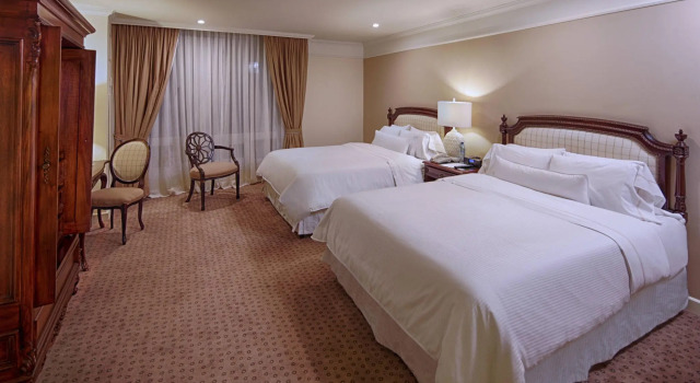 Четырёхместный номер Deluxe The Westin Camino Real, Guatemala
