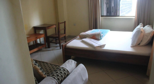 Hotel Ideal, Забронировать Отель Отели Дар-эс-Салама с завтраком, рядом с Zanzibar Ferry Terminal, Завтраки