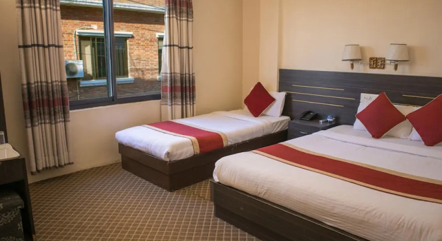 Трёхместный номер Deluxe Mirage Inn