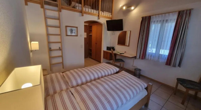 Номер Standard Hotel Astoria