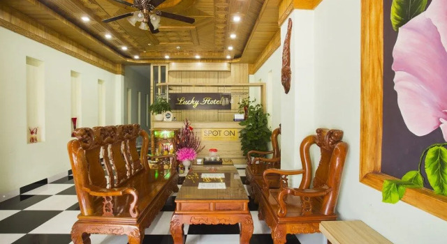 Spot On 855 Lucky Hotel, Prenota Hotel Hotel a Da Nang con parcheggio, Parcheggio