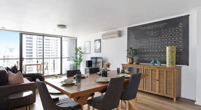 Апартаменты A 3BR Apt Next to Southern Cross, Free Parking