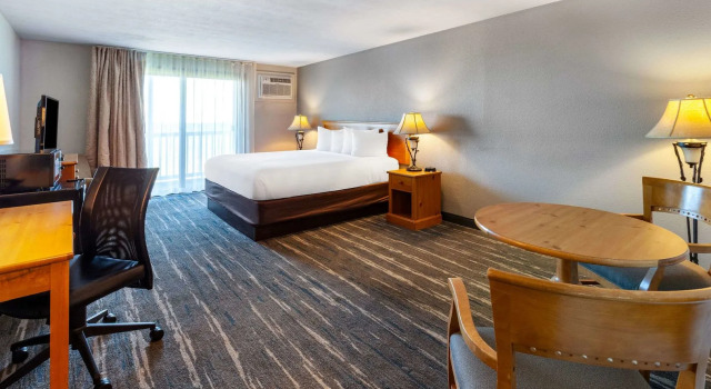 Baymont by Wyndham St. Ignace Lakefront