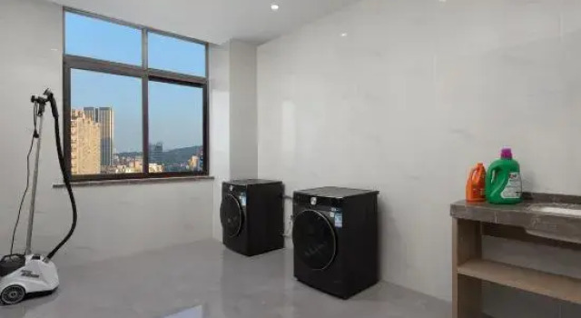 GreenTree Eastern Hotel (Jieshou Huochezhan), Book Hotel Hoteller i Fuyang med pool, Swimmingpool