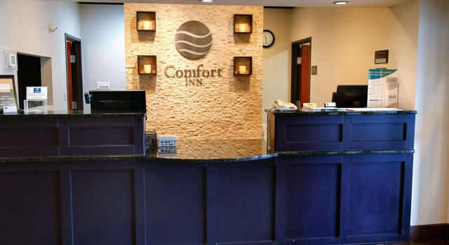 Comfort Inn & Suites
