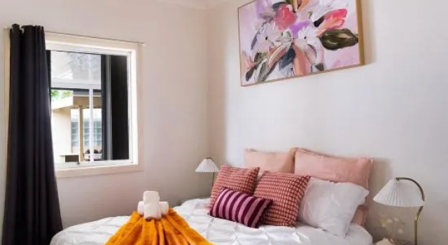 5BR Family Retreat| Spa, Sauna | Sleeps 12 Miranda, 预订 酒店 悉尼 悉尼地区