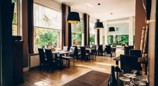 VILLA FIRST im Sophienhof, Забронировать Вилла Кёнигсвинтер Siebengebirge
