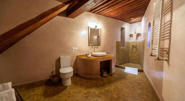 Standardowy dwuosobowy pokój Riad Said