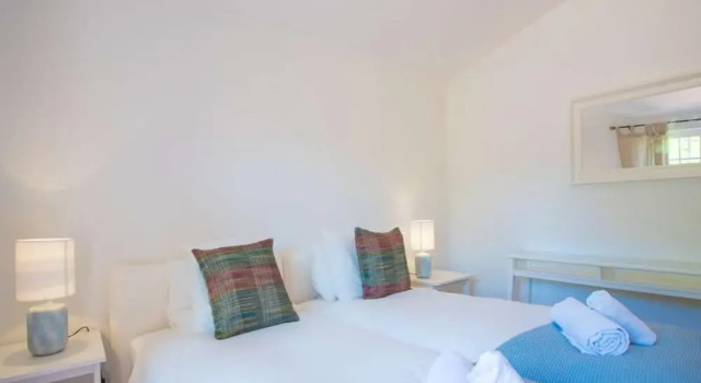 Villa Maria AL in Colares, Забронировать Вилла Коттеджи Колареш, Коттедж