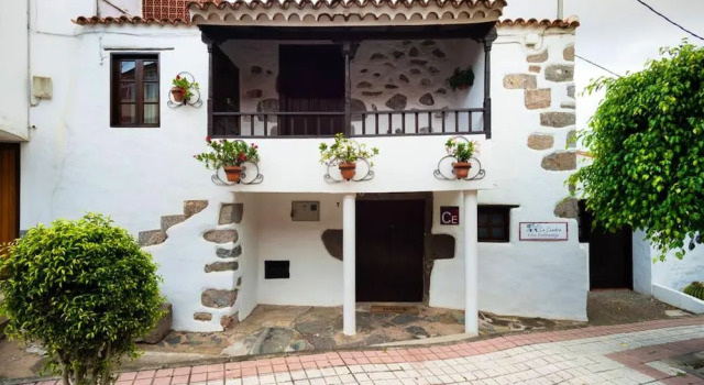 House With 6 Bedrooms In Firgas With Wonderful Mountain View Terrace And Wifi, Varaa Hotelli Firgas Gran Canaria
