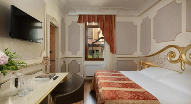 Двухместный номер Hotel Colomba dOro