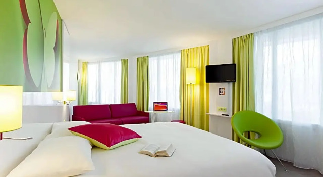 Четырёхместный люкс ibis Styles Bordeaux Saint Médard