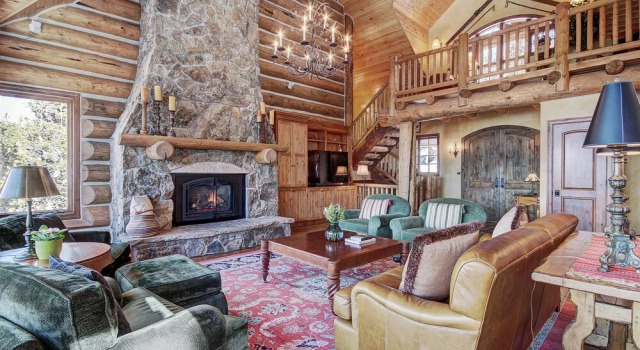 Ten Mile Estate 4 Bedrooms 4.5 Bathrooms Home