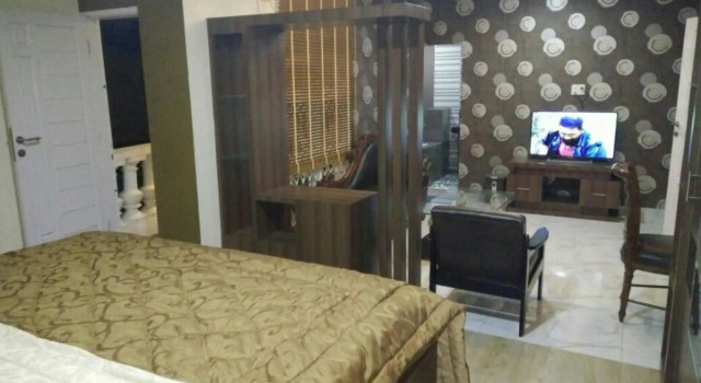Lewi House, Rezervovat Hotel Hotely v Medan s parkováním, Parkování