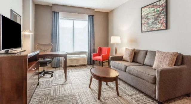 Люкс Hilton Garden Inn Albany-SUNY Area