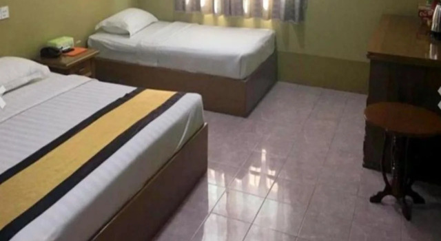 Royal Land Hotel