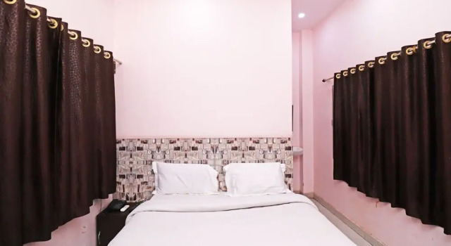 SPOT ON 43444 Hotel Alok Residency