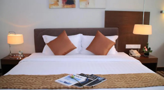 Номер Deluxe Poly Hotel