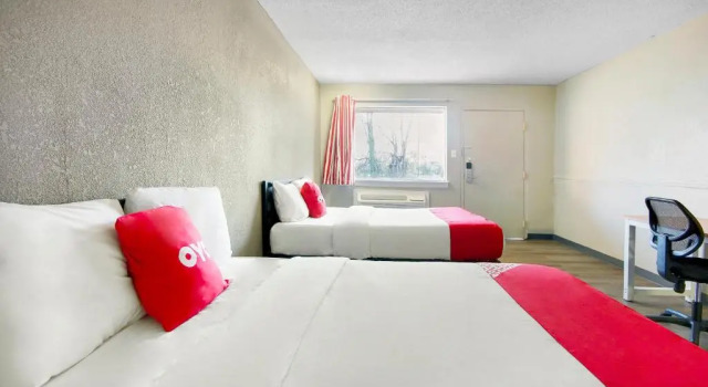 Четырёхместный номер Standard OYO Hotel Petersburg VA I-95 & E Washington St