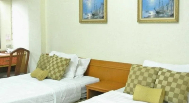 Pattana Hotel, Varaa Hotelli Hotellit North-Eastern Thailand pysäköinnillä, Pysäköinti