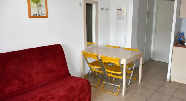 2/3 Pièces - 3 Etoiles - Piscine - Parking