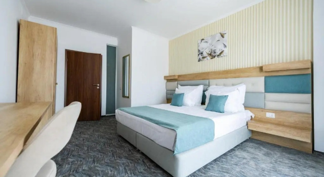 Апартаменты Hotel Manor