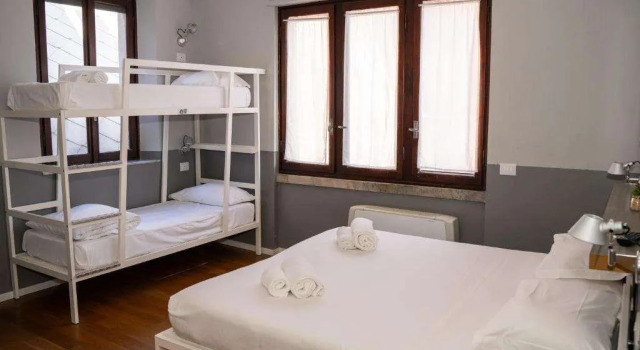 Babila Hostel & Bistrot
